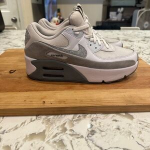 Nike Women's Sneakers - Gray and White Air Max platforms
